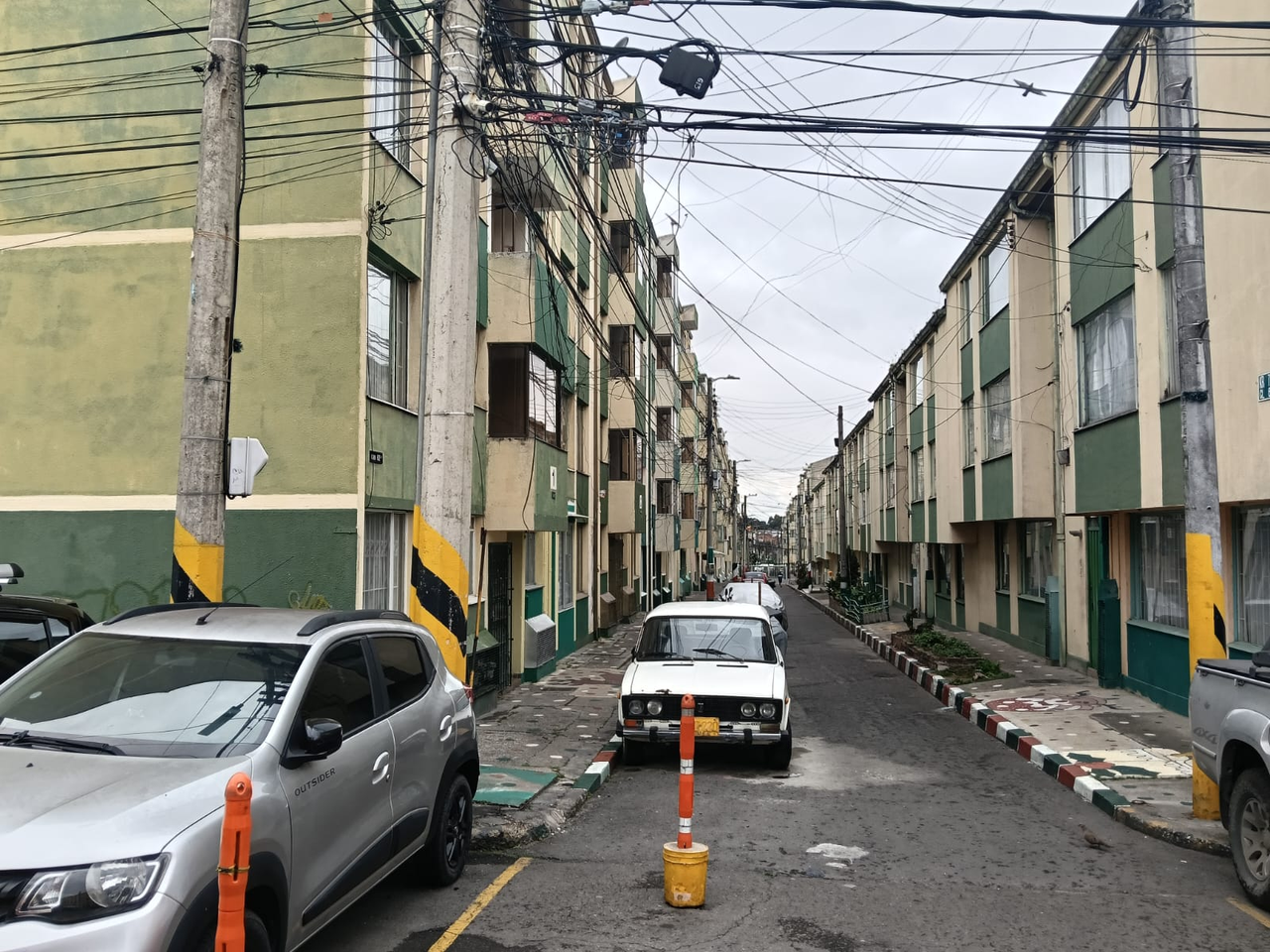 Apartamento de 2 alcobas en venta en Ismael Perdomo, Bogotá, 39 m² · foto 13 de 17