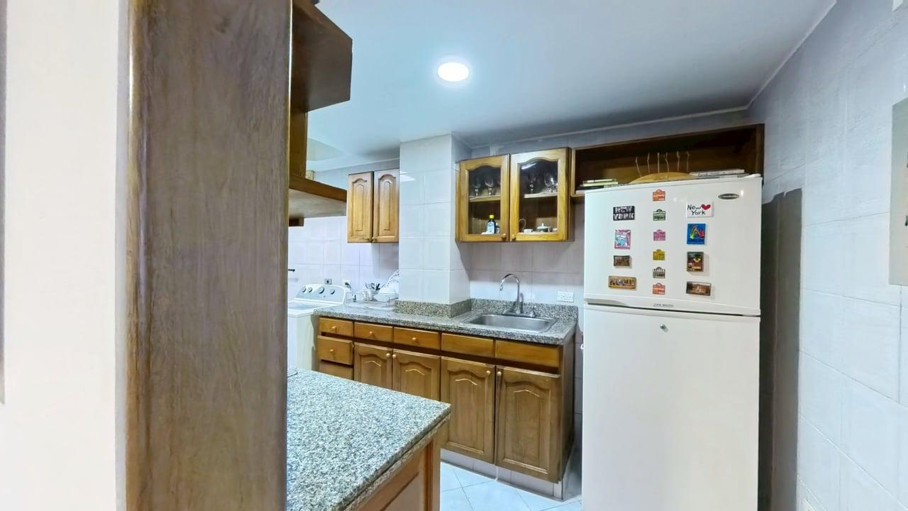 Apartamento de 2 alcobas en venta en Chico Lago, Bogotá, 83 m² · foto 6 de 24