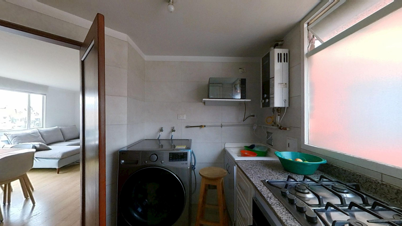 Apartamento de 3 alcobas en venta en Chico Lago, Bogotá, 84 m² · foto 7 de 19