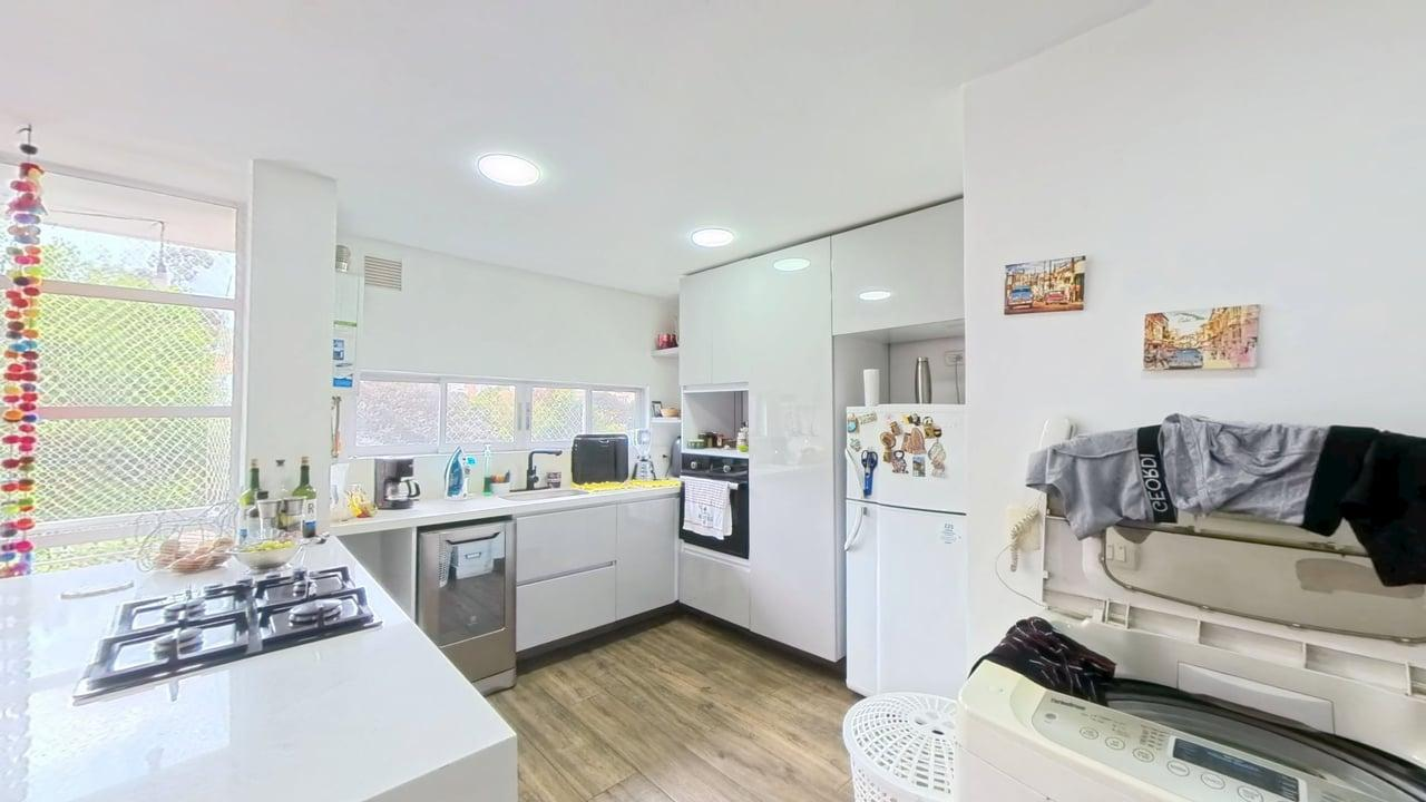 Apartamento en venta en Los Cedros, Bogotá · foto 4 de 24