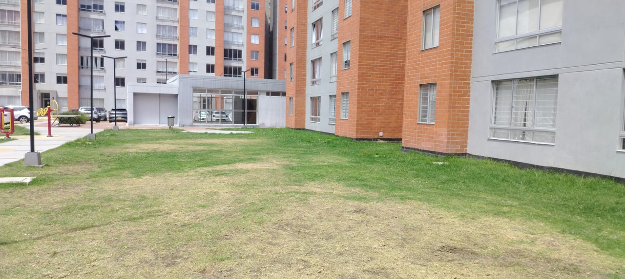 Apartamento de 2 alcobas en venta en La Academia, Bogotá, 46 m² · foto 22 de 24