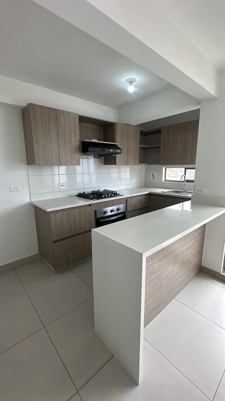 Apartamento en Santa Ana foto 4