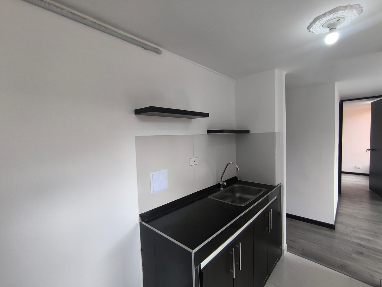 Apartamento de 2 alcobas en venta en Ciudad Usme, Bogotá, 38 m² · foto 6 de 16