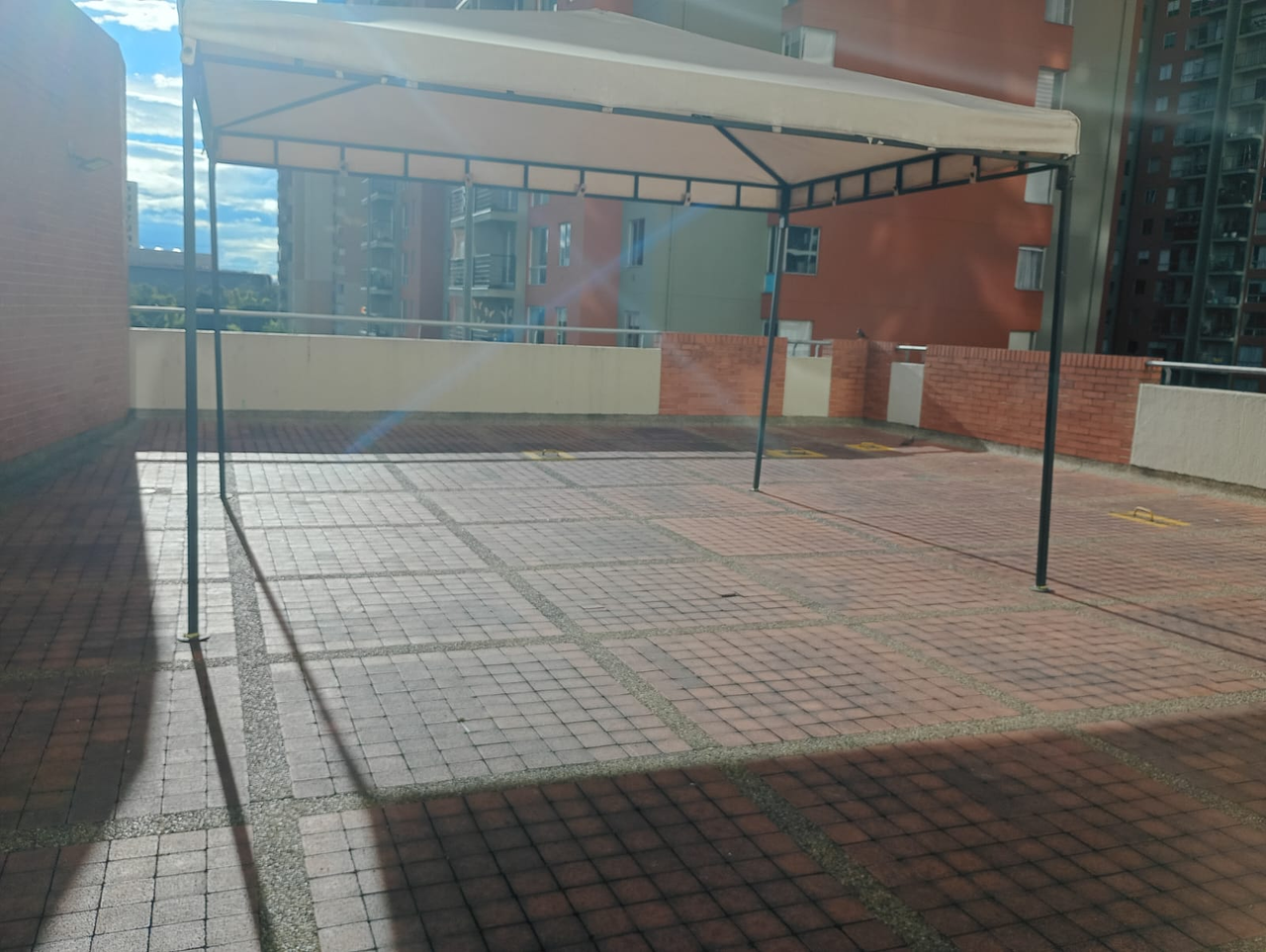 Apartamento de 3 alcobas en venta en La Floresta, Bogotá, 104 m² · foto 21 de 24