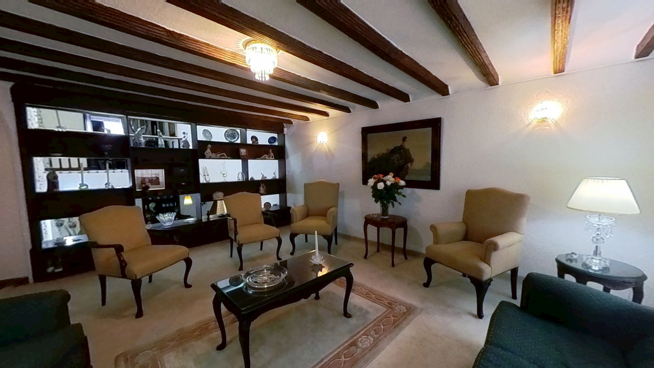 Casa en venta en Santa Barbara, Bogotá · foto 2 de 24
