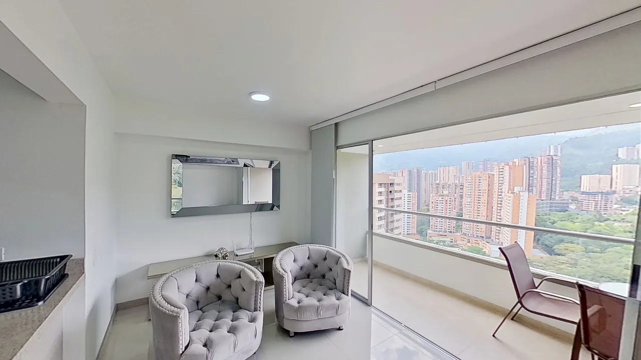 Apartamento en Tres Esquinas foto 4
