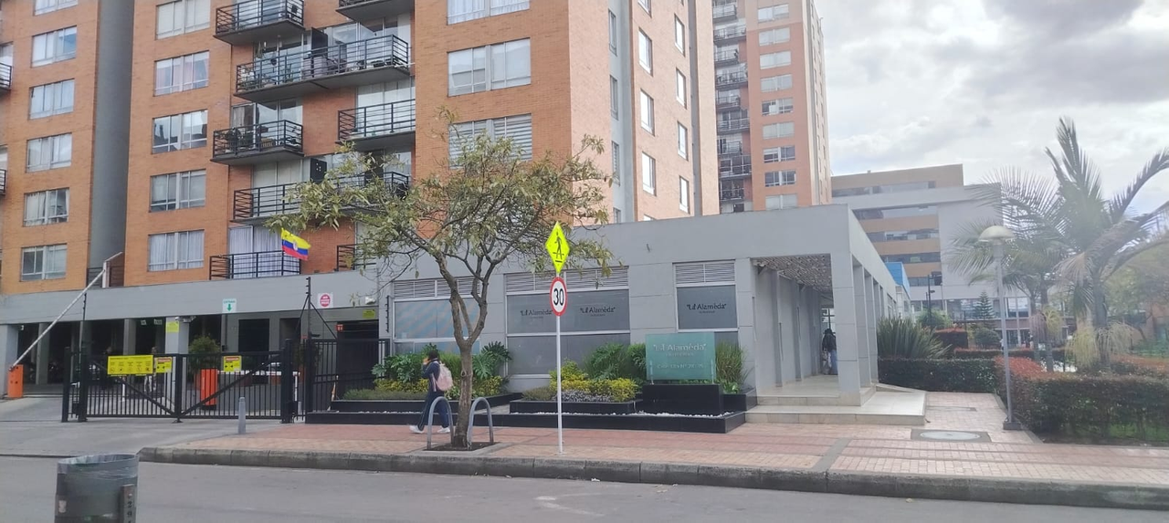 Apartamento de 3 alcobas en venta en Granjas De Techo, Bogotá, 78 m² · foto 20 de 24