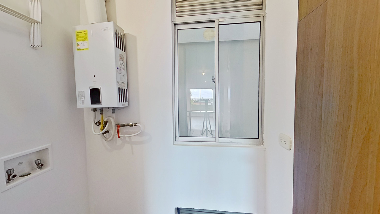 Apartamento en venta en Quinta Paredes, Bogotá · foto 8 de 24