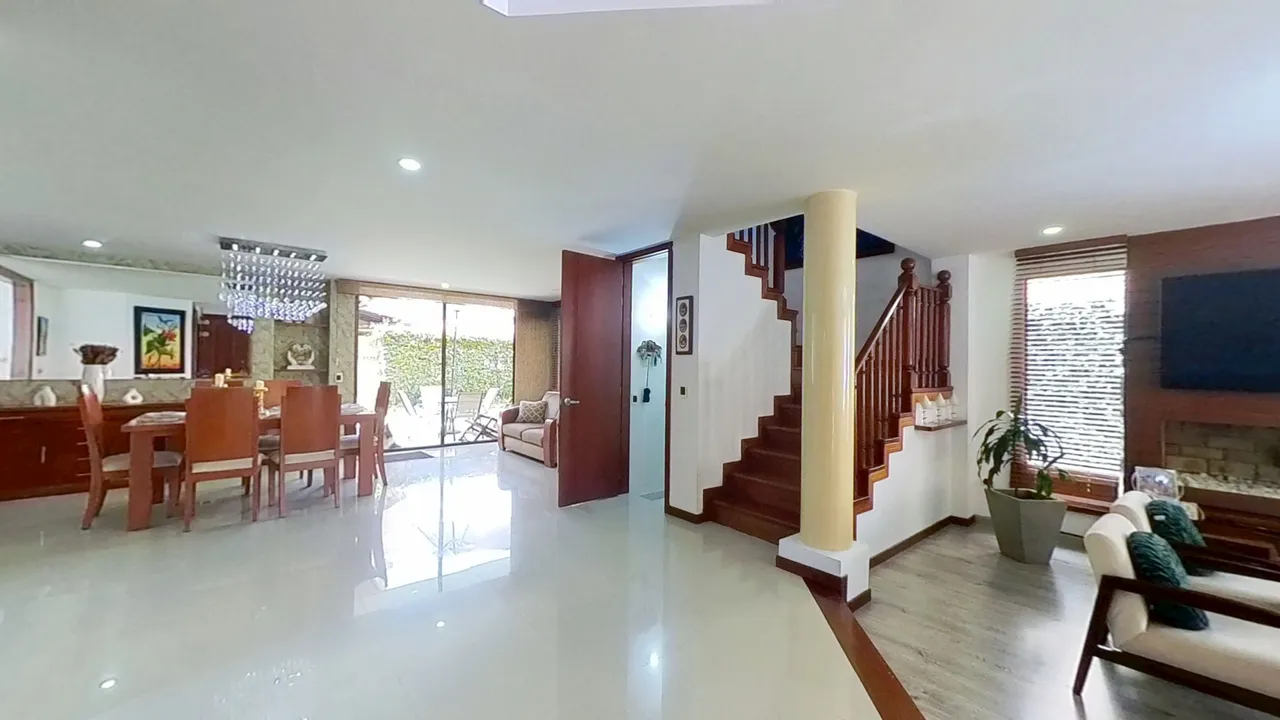 Casa en La Alameda foto 4