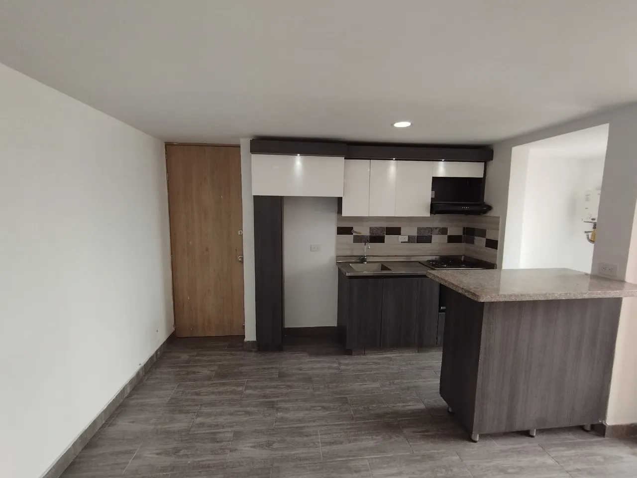 Apartamento en Ciudad Niquia foto 4