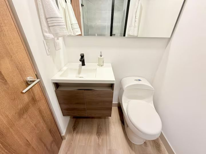 Apartamento de 1 alcoba en venta en Chico Lago, Bogotá, 26 m² · foto 9 de 20