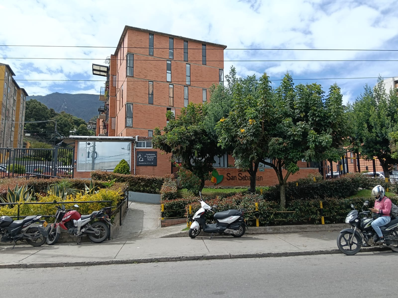 Apartamento en venta en Lourdes, Bogotá · foto 19 de 24