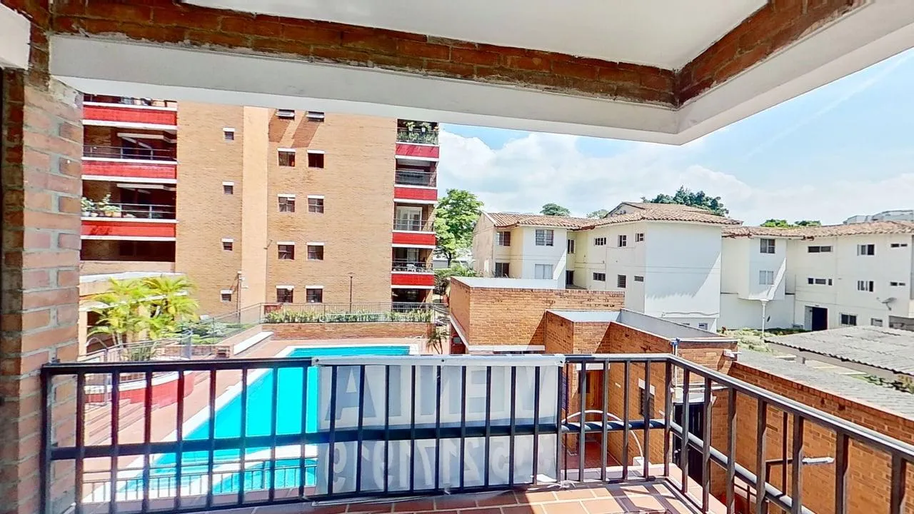Apartamento en Prados del Norte foto 5