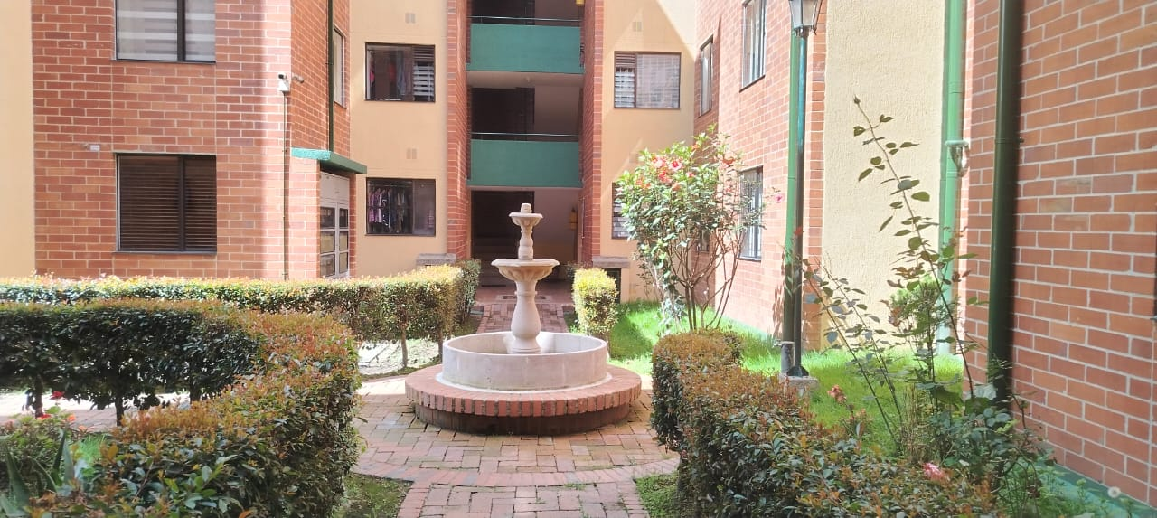 Apartamento en venta en Bolivia, Bogotá · foto 23 de 24