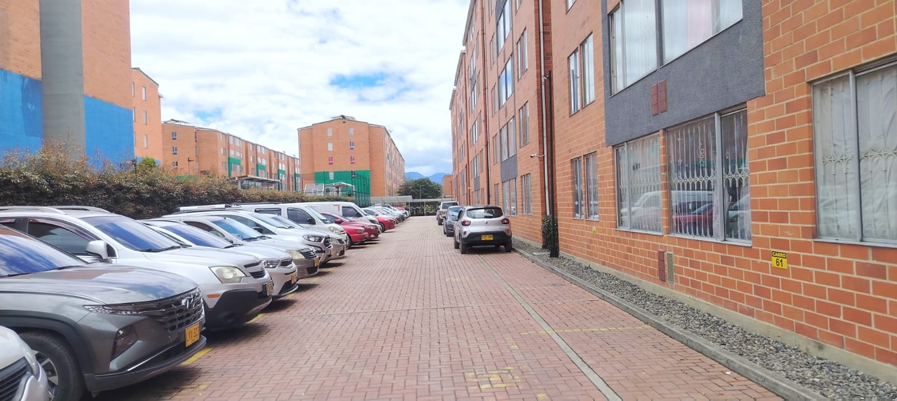 Apartamento en venta en Calandaima, Bogotá · foto 19 de 24