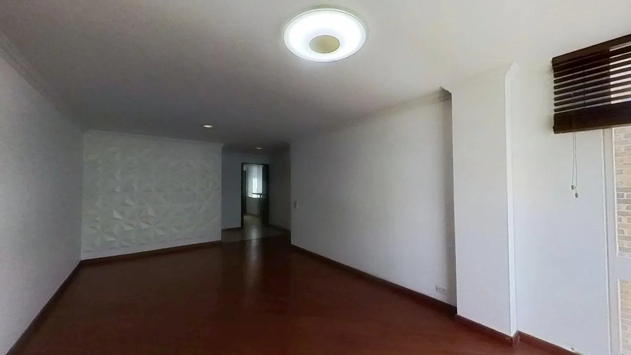 Apartamento en Campo Alegre foto 2