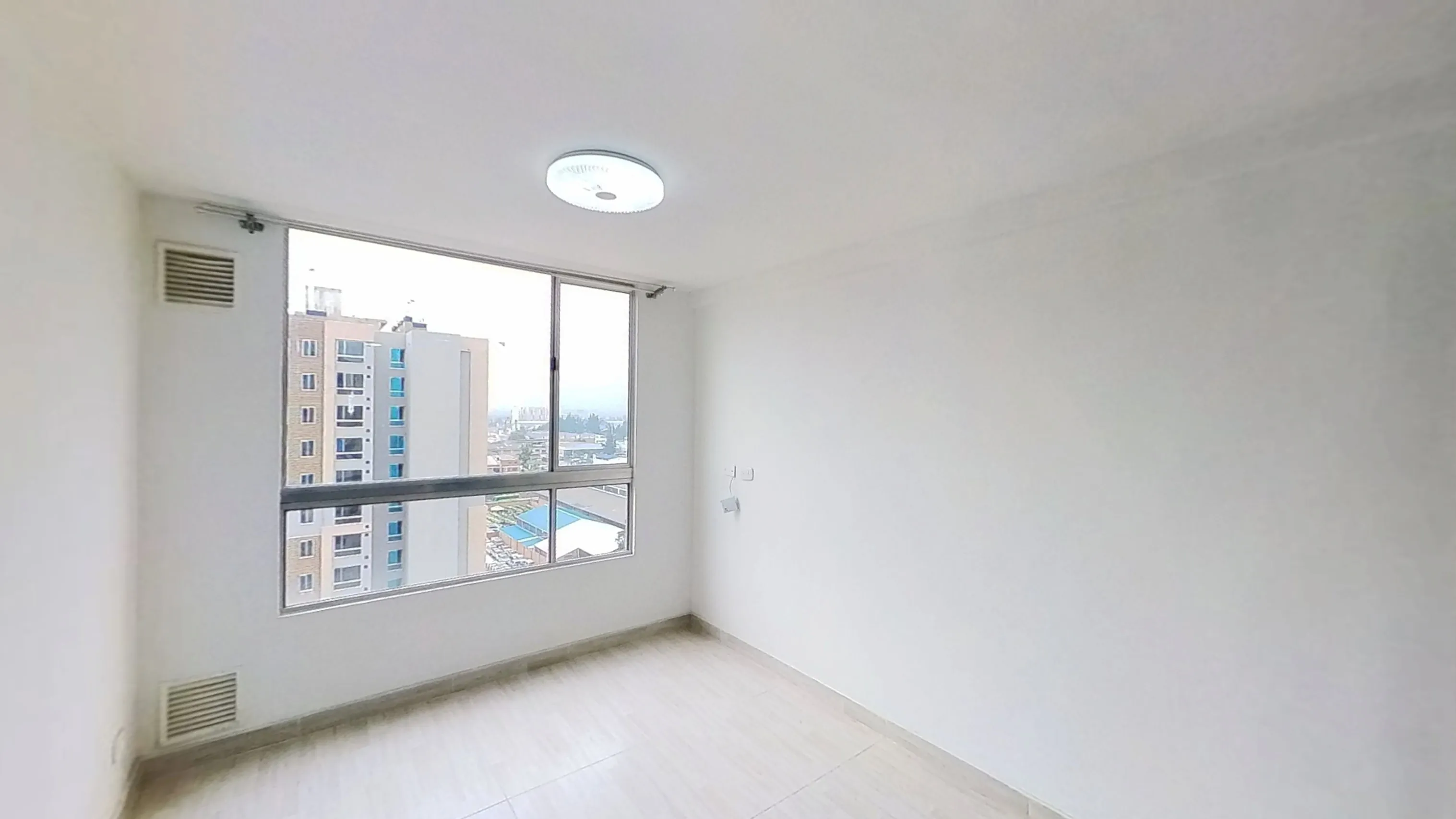 Apartamento en Las Brisas foto 2