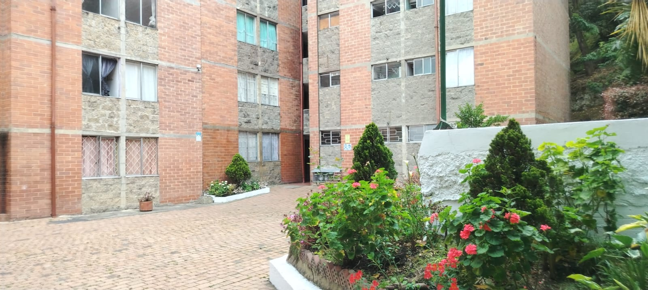 Apartamento de 3 alcobas en venta en San Blas, Bogotá, 50 m² · foto 20 de 24