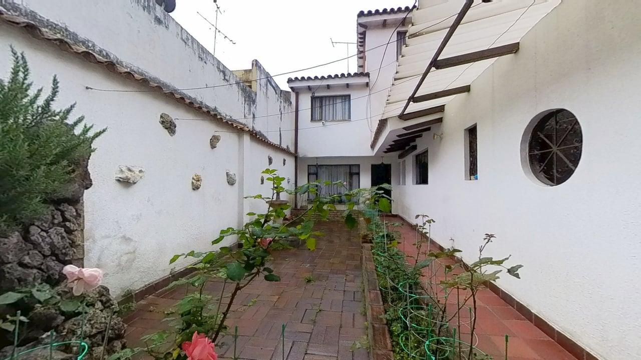 Casa en venta en Santa Barbara, Bogotá · foto 5 de 24