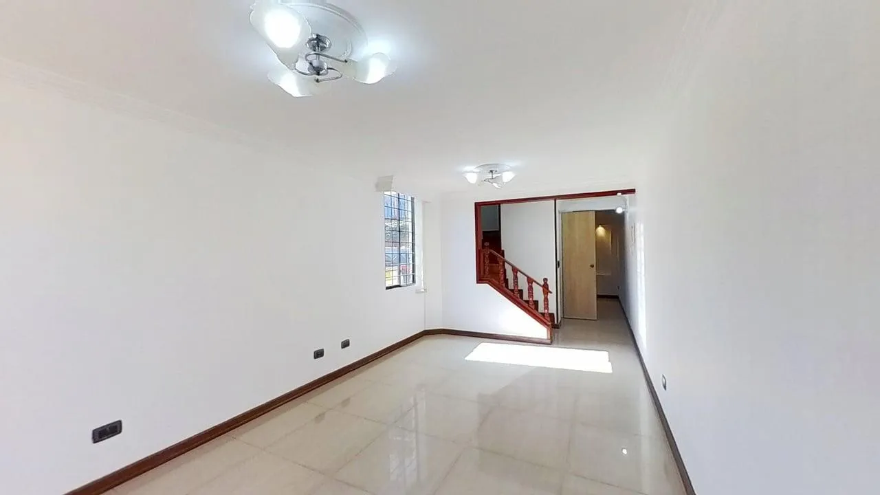 Casa en Portales del Norte — Portales del Norte, Bogotá