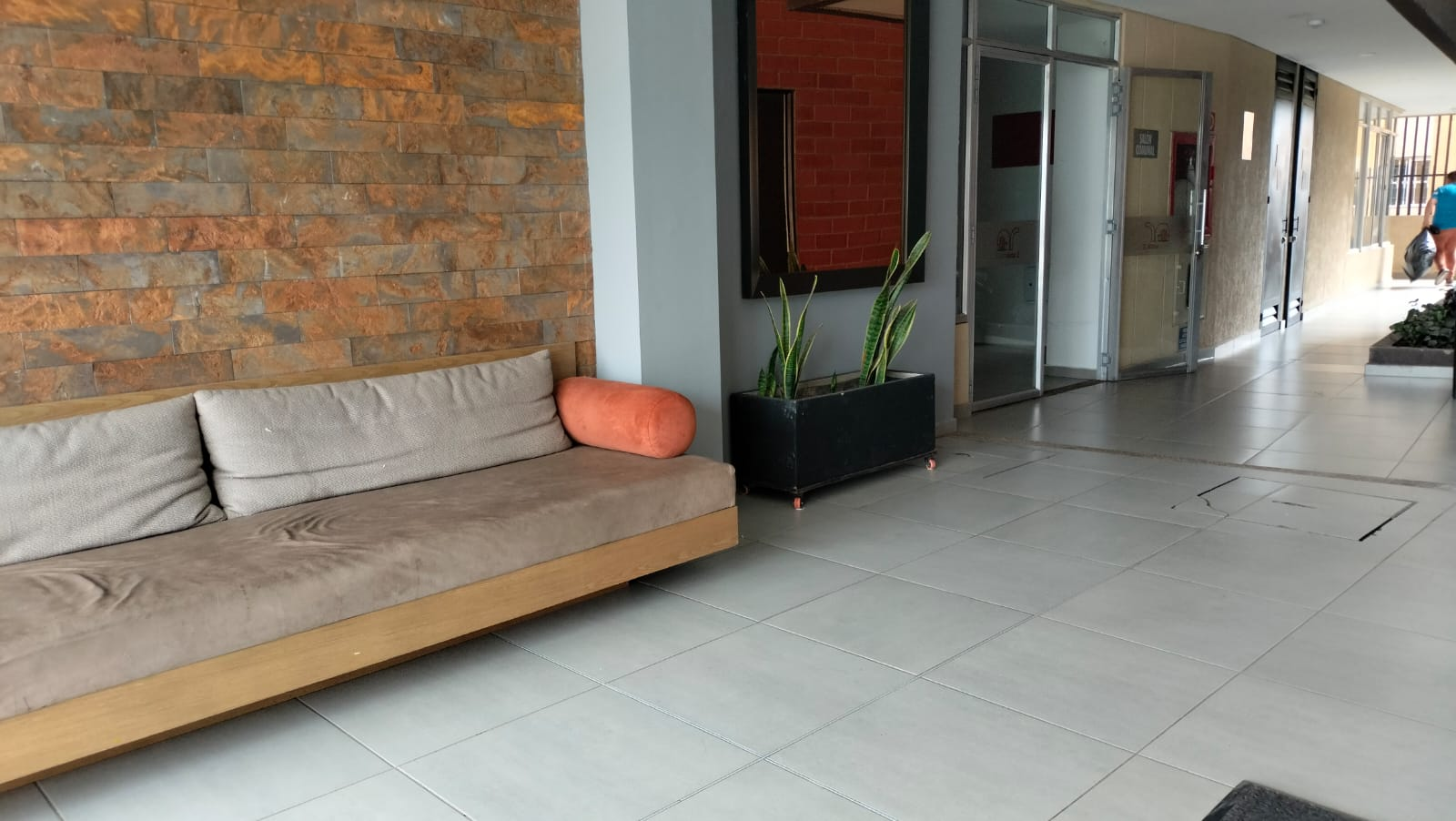 Apartamento en venta en Ismael Perdomo, Bogotá · foto 18 de 24