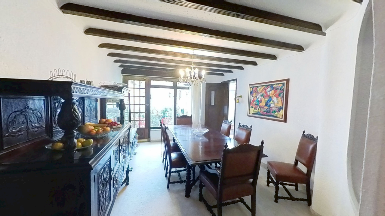 Casa en venta en Santa Barbara, Bogotá · foto 4 de 24