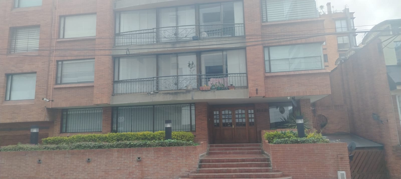 Apartamento de 2 alcobas en venta en Chico Lago, Bogotá, 83 m² · foto 17 de 24